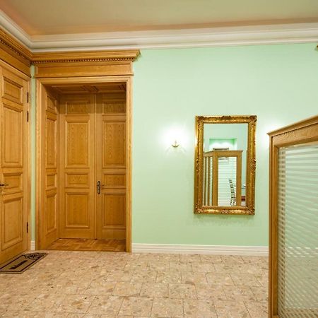 Old Riga 2 Bedroom Vecpilsetas Street Apartment Dış mekan fotoğraf