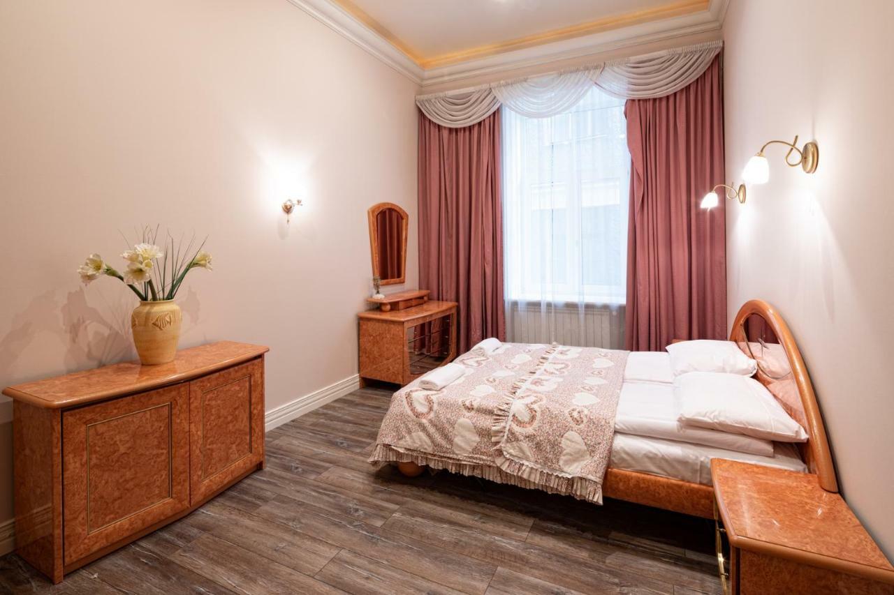Old Riga 2 Bedroom Vecpilsetas Street Apartment Dış mekan fotoğraf